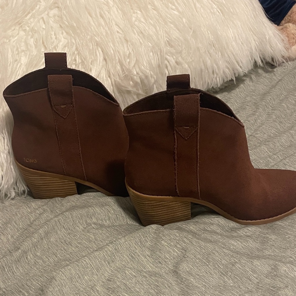 Toms Chocolate Suede Ankle Booties - Picture 8 of 8